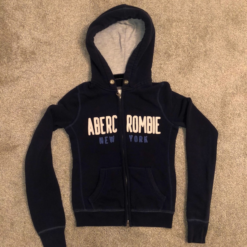 Zip up warm Navy hoodie by A&F size s 💙